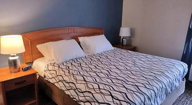 Апартаменты Fairview Inn Airport