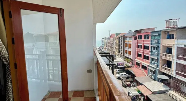Студия Grand Charm Hostel at Jomtien