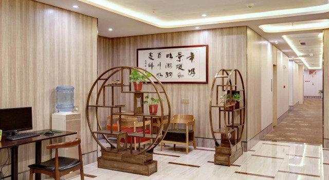 Pai Hotel Xi'an Fengcheng Wu Road Metro Station, Prenota Hotel Xi'an Shaanxi