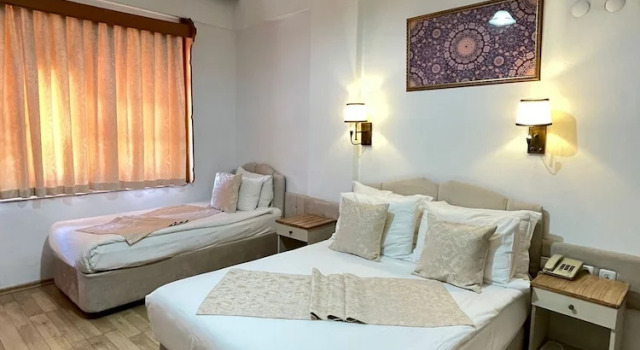 Номер Superior с балконом Hotel Karyatit Kaleici