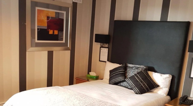 The Grove House Hotel, Забронировать Отель Отели Англии 3 звезды, 3*