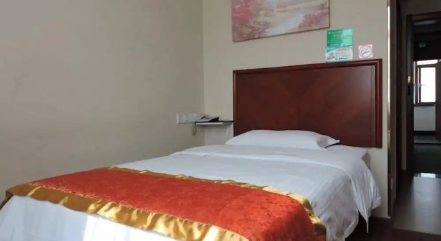 Одноместный номер Standard GreenTree Inn Linyi Feixian Jianshe Road Express Hotel