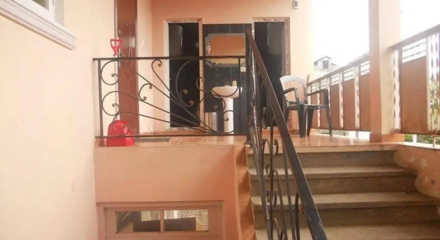 Guesthouse Near Boulevard, Book Hotel Batumi 