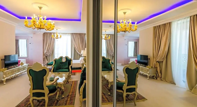 Апартаменты с видом на море Phoenicia Royal Hotel