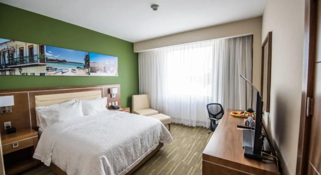 Двухместный номер Accessible Hampton By Hilton Santo Domingo Airport