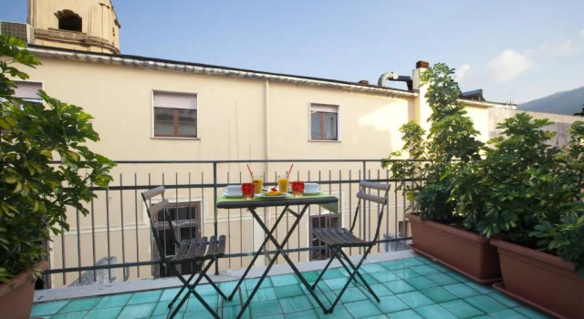 Студия Deluxe с балконом Sorrento Apartments