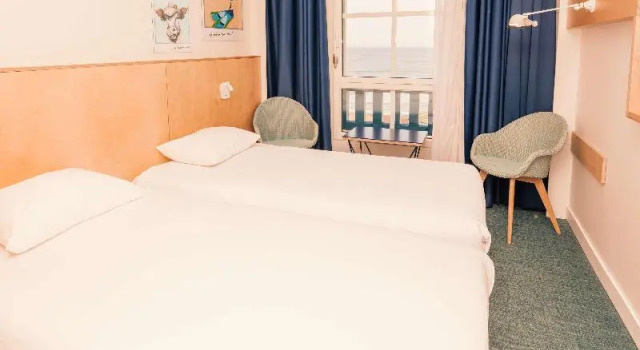 Двухместный номер Standard oceanfront ibis Styles Deauville Villers Plage