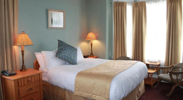 Двухместный номер Classic James Bay Inn Hotel, Suites & Cottage