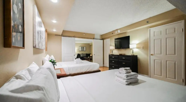 Апартаменты c 1 комнатой StripViewSuites at Jockey Club