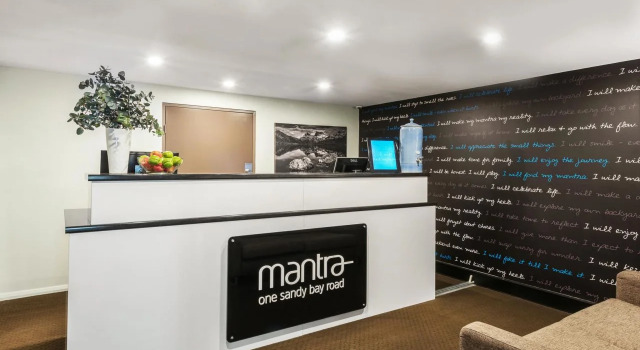 Mantra One Sandy Bay Road, Забронировать Отель Хобарт Hobart Surrounds, рядом с St Peter's Lutheran Church
