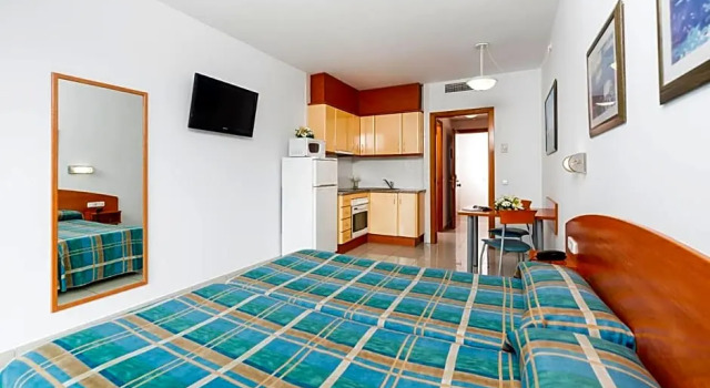 Студия с видом на бассейн Costa Encantada Suites & Resort