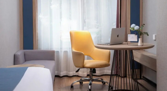 Номер Comfort Naive S Hotel