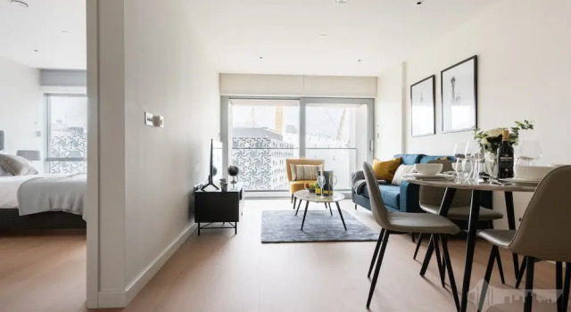 Апартаменты Comfort Platinum Apartment next to O2 Arena