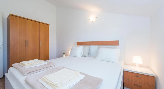 Amazing Home in Vodice With Wifi, 3 Bedrooms and Sauna, Забронировать Отель Отели в центре Водице, в центре