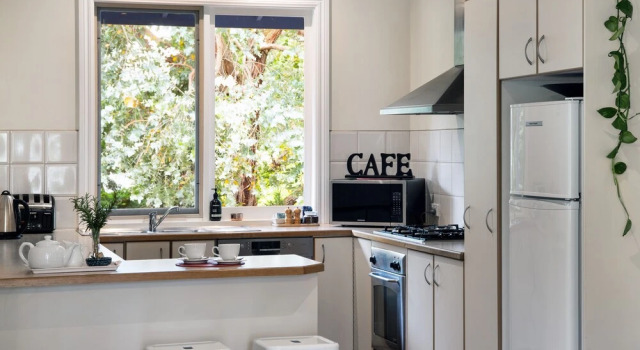 French Doors, Book Hotel Daylesford 