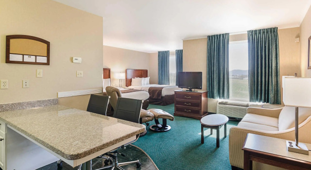Номер Standard MainStay Suites Roanoke Airport