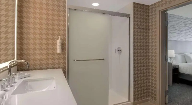 Двухместный люкс c 1 комнатой Home2 Suites By Hilton Jacksonville Downtown
