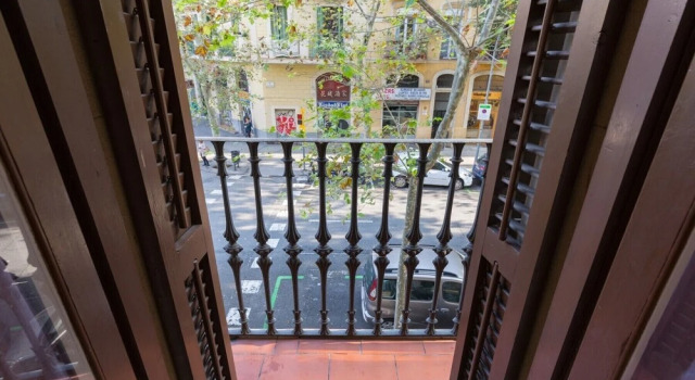Sant Antoni - Parlament, Забронировать Отель Сантс-Монжуик , рядом с Парк скульптур
