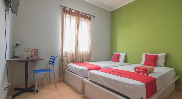 RedDoorz Syariah near Krida Nusantara, Rezervovat Hotel Soreang West Java