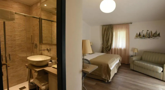 Двухместный номер Standard с частичным видом на море Hotel La Vigna