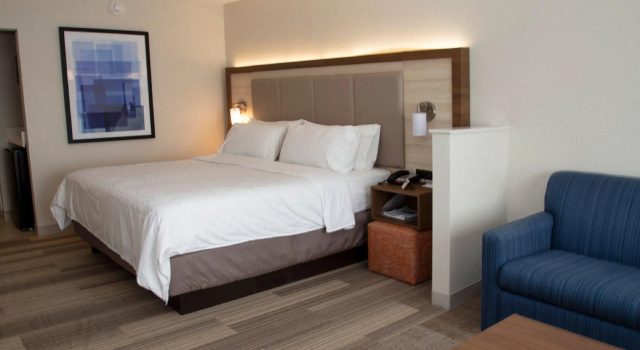 Люкс Holiday Inn Express & Suites - Marion by IHG