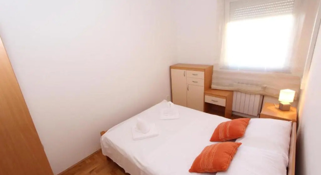 Apartment Mladen