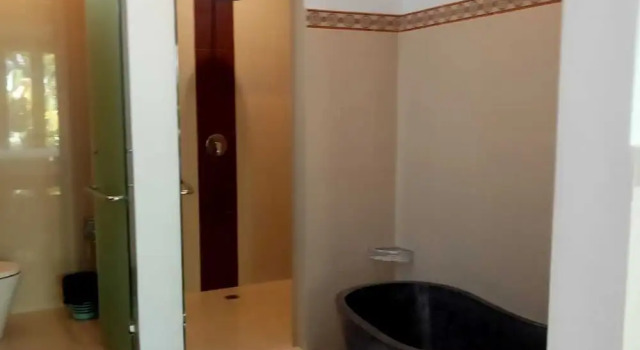 Вилла с 3 комнатами с видом на сад Nyoman Villa Sanur