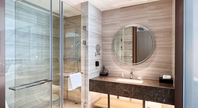 Номер Comfort White Swan VYV Hotel
