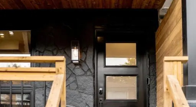 Stunning 4-bed house close to downtown Toronto, Varaa Hotelli Toronto 