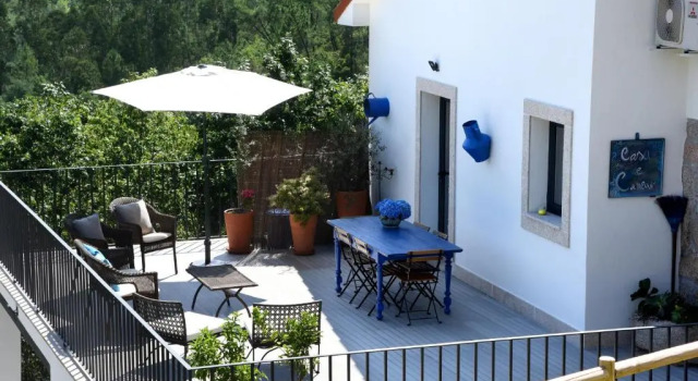 Коттедж с 3 комнатами Casa de Caneiro