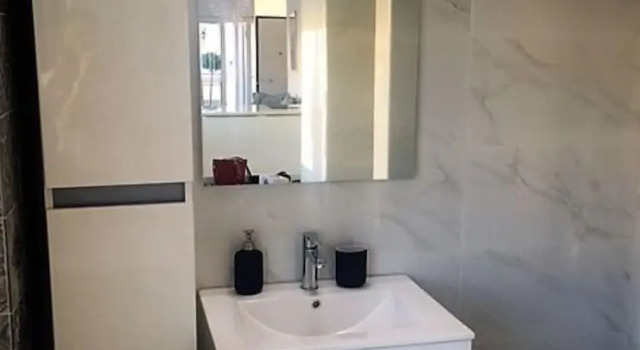 Апартаменты с балконом A Diamont with amazing view