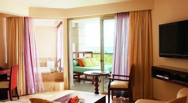 Philoxenia Hotel