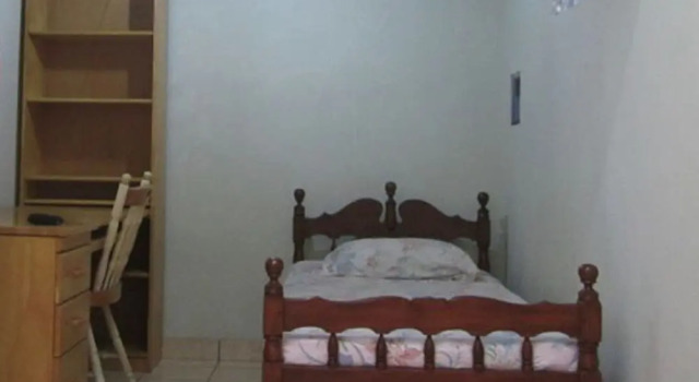 Номер Economy Hotel O Kartika Guest House SyariahNearPantai Stres