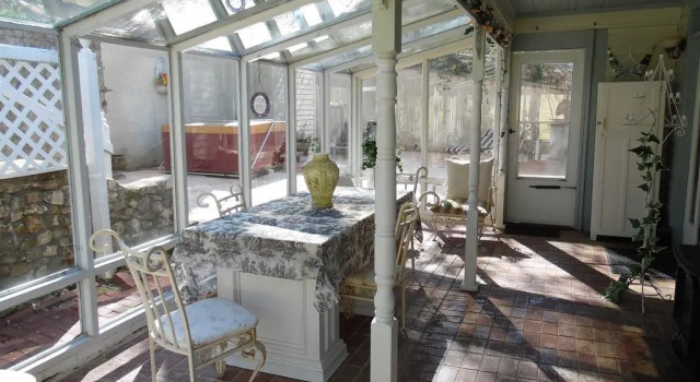 The Queen Anne House Bed and Breakfast, Varaa Hotelli  