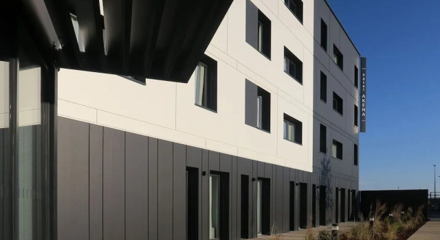 Hôtel AKENA TROYES - La Chapelle-Saint-Luc, Забронировать Отель Труа Troyes Outlets
