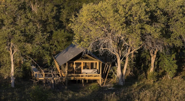 Sable Alley, Boek Vakantiehuis Khwai River Lodge 