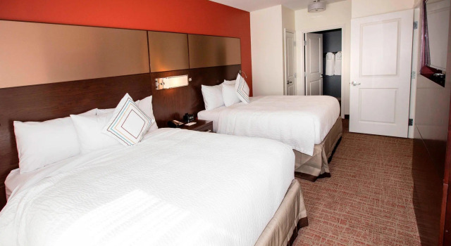 Четырёхместный люкс c 1 комнатой Residence Inn Lake Charles