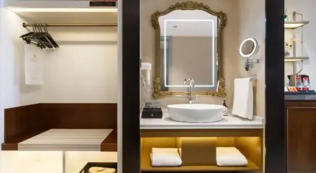 Кровать в общем номере Vienna International Hotel (Tianjin Wuqing Daguangming Center Branch)