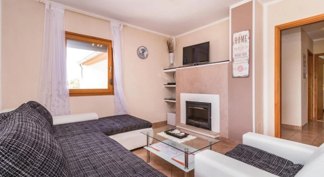 Awesome Home in Pula With Wifi and 3 Bedrooms, Reserva ahora Hotel Hoteles en Pula con aparcamiento, Aparcamiento