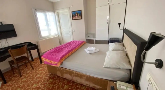 Четырёхместный семейный номер Standard с балконом Sakran Hotel
