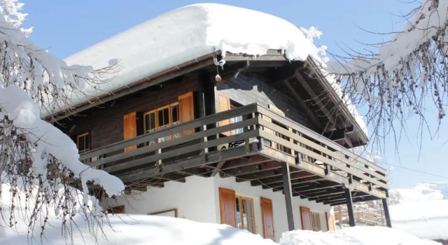 Waldhuesli, Buchen Sie Hotel Bellwald Goms