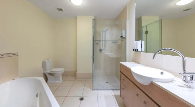 Апартаменты с 2 комнатами с видом на воду Piermonde Apartments Cairns