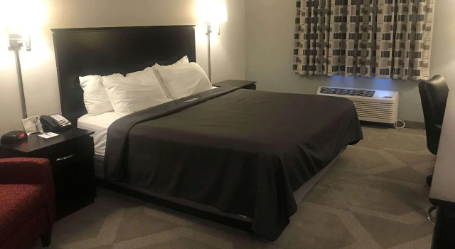 Двухместный номер Standard Days Inn by Wyndham Conneaut