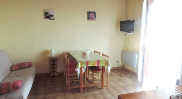 House With one Bedroom in Cazaubon, With Enclosed Garden and Wifi, Buchen Sie Hotel Cazaubon Gers