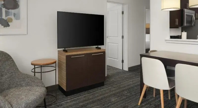 Двухместный люкс TownePlace Suites by Marriott Swedesboro Logan Township