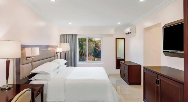 Семейный номер Standard Sheraton Samoa Aggie Greys Hotel & Bungalows