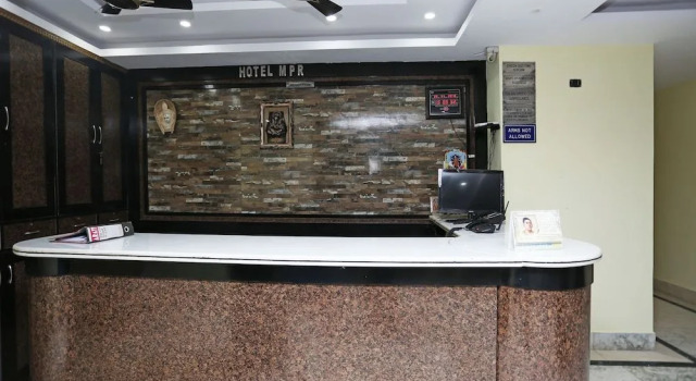 OYO 24968 Hotel Mpr, Prenota Hotel Digha West Bengal