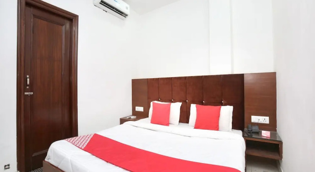 OYO 15652 Hotel 51, Book Hotel Amritsar Punjab