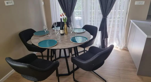 Apartments Amfa, Забронировать Апартаменты/квартира Отели Биоград-на-Мору с парковкой, рядом с Kornati Marina, Парковка