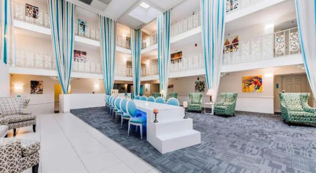 Четырёхместный номер Standard The Blu Hotel Blue Ash Cincinnati, an Ascend Collection Hotel